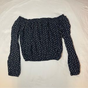 Brandy Melville Off The Shoulder Crop